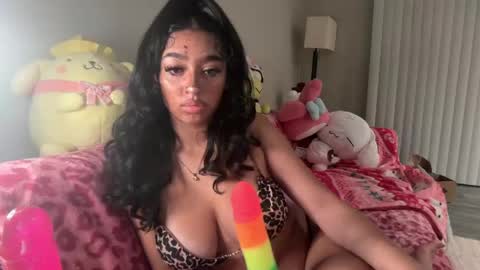 Snapshot of nylasinns chatting on 05/23/26, 01:55 nylasinns online show from 05/23/26, 01:55