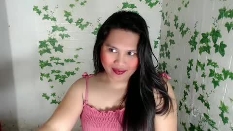 Snapshot of nylecummer chatting on 03/06/25, 12:43 nylecummer online show from 03/06/25, 12:43