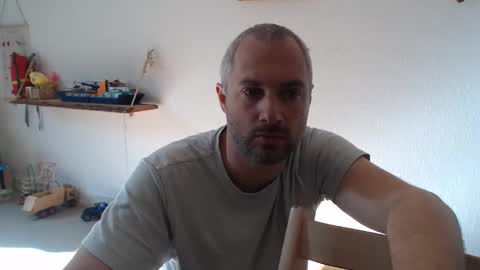 nylonboy2025 online show from 04/28/26, 07:13