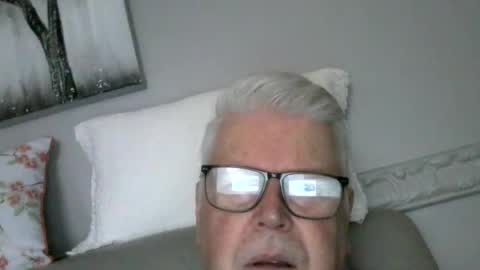 stockings  suspenders mad online show from 02/12/25, 01:27