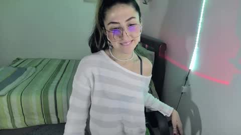 Snapshot of nymph_frida chatting on 02/27/25, 12:23 Frida online show from 02/27/25, 12:23