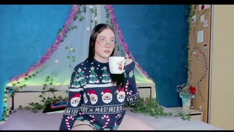 Kat online show from 12/24/24, 08:38