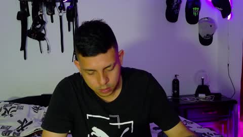 Snapshot of nymphobuddies chatting on 02/07/25, 12:53 David and Steven Independents online show from 02/07/25, 12:53