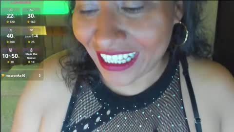 nyomi browm online show from 10/11/25, 09:19