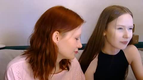 nyra_thira online show from 04/19/26, 02:16