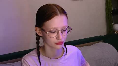 Snapshot of nyra_thira chatting on 07/06/26, 01:02 nyra_thira online show from 07/06/26, 01:02