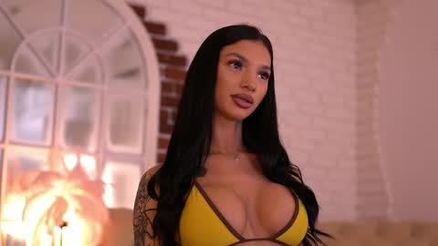 Nyssa online show from 04/08/26, 05:24