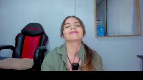 Laura nyu online show from 01/13/26, 09:42