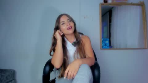 Laura nyu online show from 01/16/26, 10:36