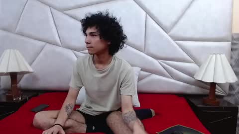 nyx_and_arian online show from 05/14/26, 01:34