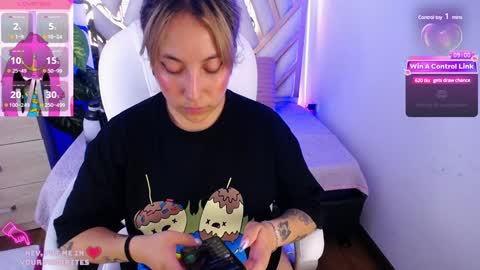 Snapshot of nyx_andria chatting on 01/30/25, 03:00 Alex . online show from 01/30/25, 03:00