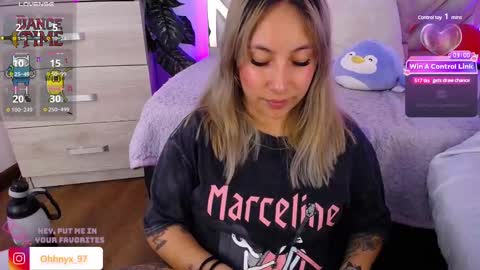 Snapshot of nyx_andria chatting on 03/09/25, 01:56 Alex . online show from 03/09/25, 01:56