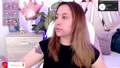 Snapshot of nyx_andria chatting on 09/29/25, 09:30 Alex . online show from 09/29/25, 09:30