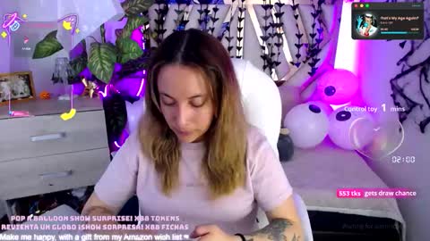 Snapshot of nyx_andria chatting on 10/22/25, 11:04 Alex . online show from 10/22/25, 11:04