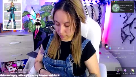 Snapshot of nyx_andria chatting on 11/14/25, 08:51 Alex . online show from 11/14/25, 08:51