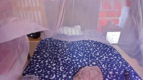 Snapshot of nyxiia chatting on 04/06/26, 03:57 Scarlett online show from 04/06/26, 03:57