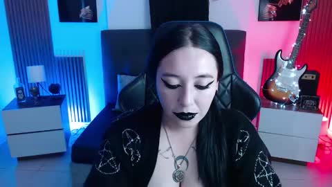 Snapshot of nyxnocturne chatting on 04/17/26, 12:08 Nyx online show from 04/17/26, 12:08