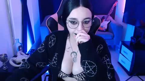 Snapshot of nyxnocturne chatting on 06/03/26, 02:33 Nyx online show from 06/03/26, 02:33