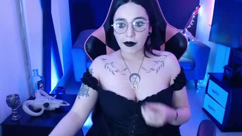 Snapshot of nyxnocturne chatting on 06/04/26, 12:00 Nyx online show from 06/04/26, 12:00