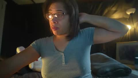 Snapshot of nyxraven chatting on 01/06/26, 02:32 NyxRaven online show from 01/06/26, 02:32