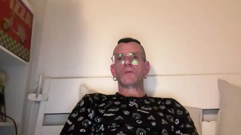 Jonathan Deep online show from 03/05/26, 01:56