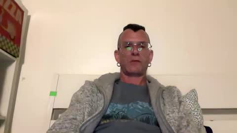 Jonathan Deep online show from 04/05/26, 02:20