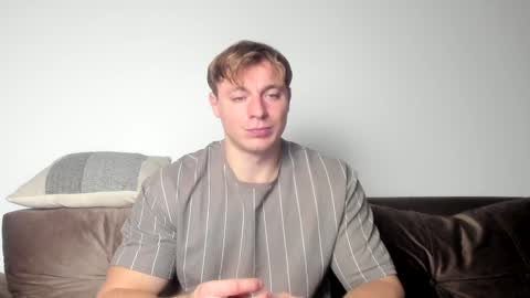 Snapshot of o_r_b_i_t chatting on 12/10/24, 04:38 o_r_b_i_t online show from 12/10/24, 04:38