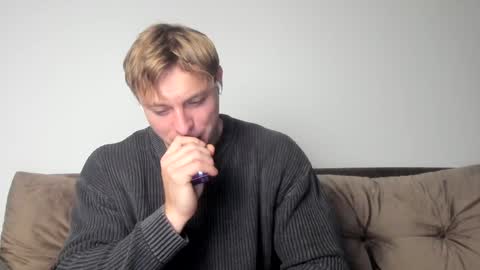 Snapshot of o_r_b_i_t chatting on 12/13/24, 07:10 o_r_b_i_t online show from 12/13/24, 07:10