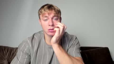 Snapshot of o_r_b_i_t chatting on 01/25/25, 12:58 o_r_b_i_t online show from 01/25/25, 12:58