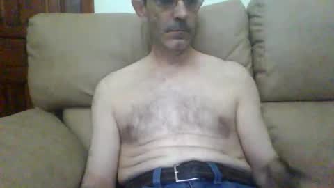 Snapshot of obedienteparatii chatting on 09/21/25, 10:17 sumiso cam online show from 09/21/25, 10:17