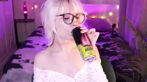 Moonlight online show from 02/19/26, 08:54