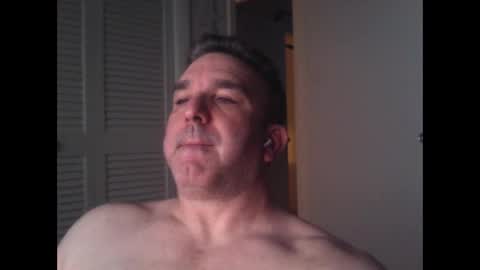 Snapshot of oceanmanx chatting on 01/03/25, 03:27 Ocean online show from 01/03/25, 03:27