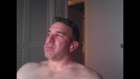 Snapshot of oceanmanx chatting on 02/09/25, 06:43 Ocean online show from 02/09/25, 06:43