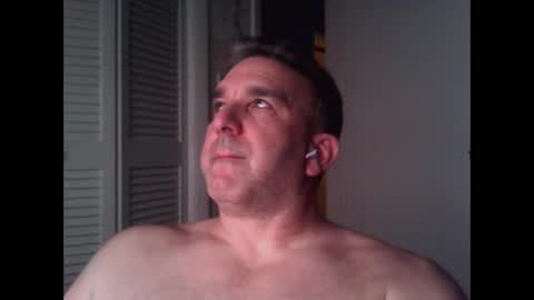 Snapshot of oceanmanx chatting on 09/28/25, 02:39 Ocean online show from 09/28/25, 02:39