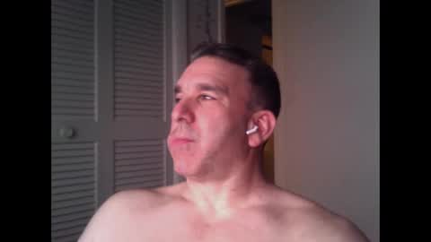 Snapshot of oceanmanx chatting on 05/16/26, 03:03 Ocean online show from 05/16/26, 03:03