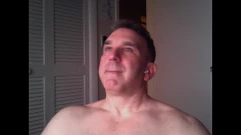 Snapshot of oceanmanx chatting on 05/30/26, 02:41 Ocean online show from 05/30/26, 02:41