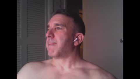 Snapshot of oceanmanx chatting on 06/01/26, 01:29 Ocean online show from 06/01/26, 01:29
