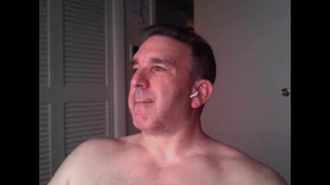 Snapshot of oceanmanx chatting on 06/11/26, 04:21 Ocean online show from 06/11/26, 04:21