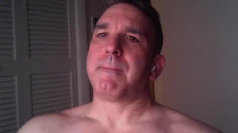 Snapshot of oceanmanx chatting on 06/19/26, 02:38 Ocean online show from 06/19/26, 02:38