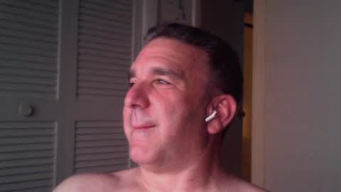Snapshot of oceanmanx chatting on 07/03/26, 03:35 Ocean online show from 07/03/26, 03:35