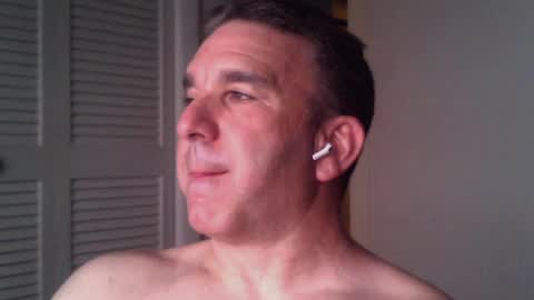 Snapshot of oceanmanx chatting on 07/14/26, 02:05 Ocean online show from 07/14/26, 02:05