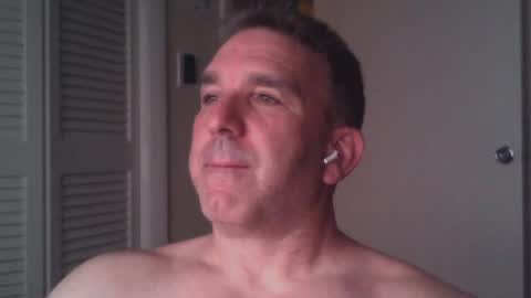 Snapshot of oceanmanx chatting on 07/16/26, 02:17 Ocean online show from 07/16/26, 02:17