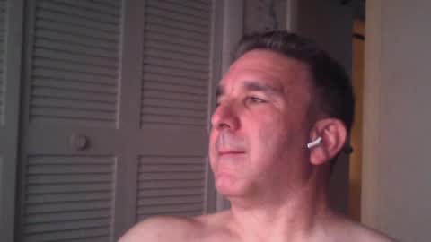 Snapshot of oceanmanx chatting on 07/24/26, 03:48 Ocean online show from 07/24/26, 03:48