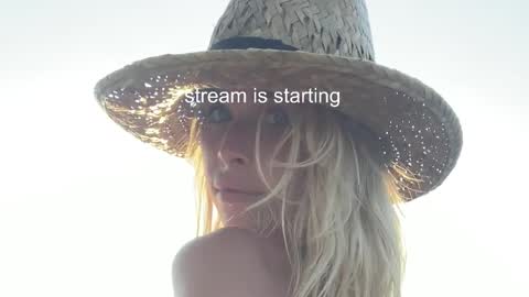 hi im Janasmall boobs big heart  warm pussy  online show from 02/17/25, 10:47