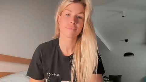 ocicatcat online show from 04/14/26, 10:10