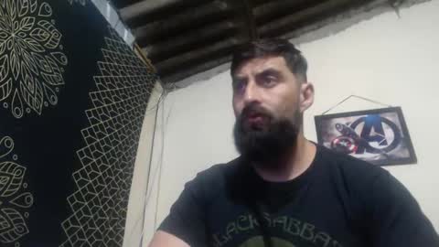 Snapshot of oconnersteve123 chatting on 10/31/25, 01:28 STEVE online show from 10/31/25, 01:28