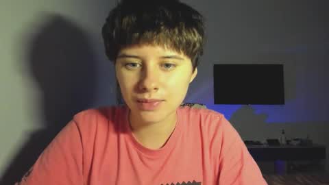 Evie online show from 12/20/25, 02:35