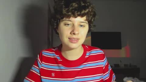 Evie online show from 02/01/26, 10:47