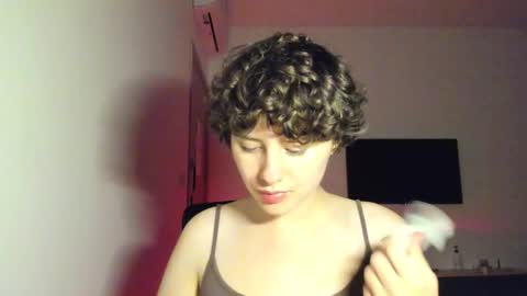 Evie online show from 02/22/26, 02:15