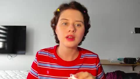 Evie online show from 04/02/26, 10:24